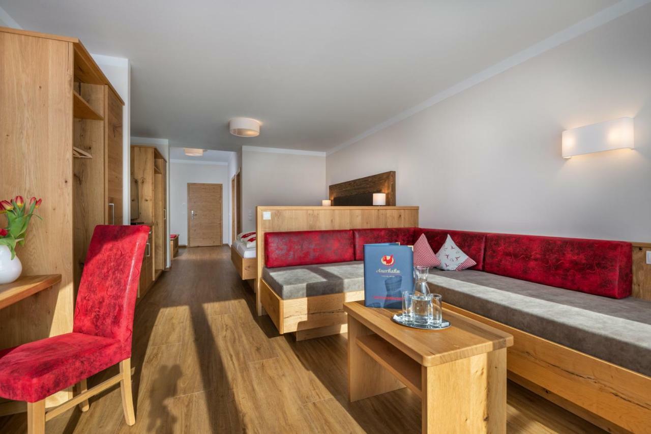 Hotel & Appartement Auerhahn Обертауерн Екстер'єр фото